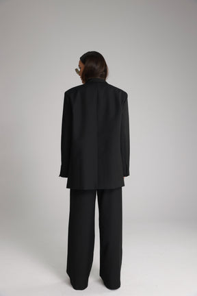 מכנסי דני שחורים