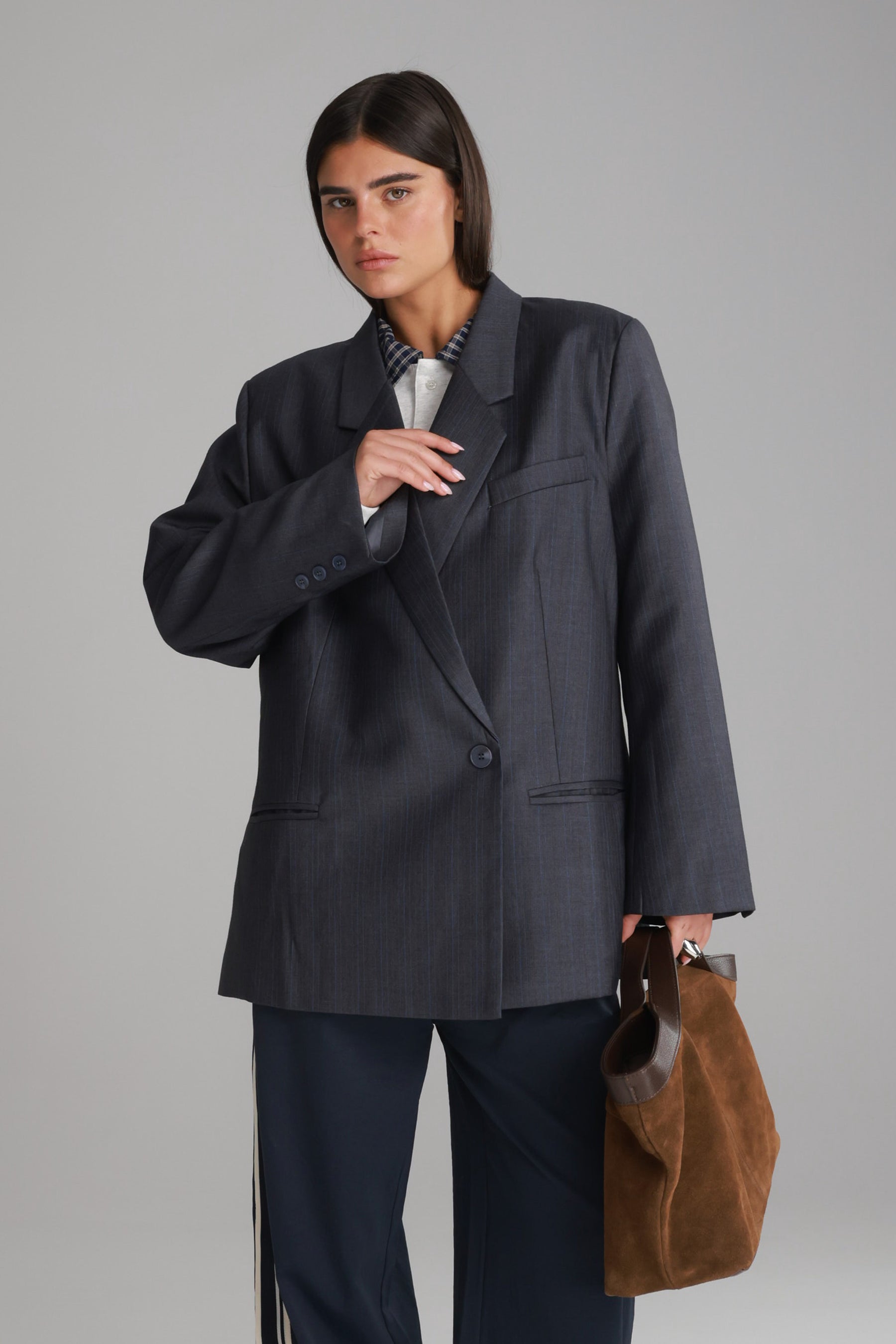 בלייזר פולינה אפור כהה