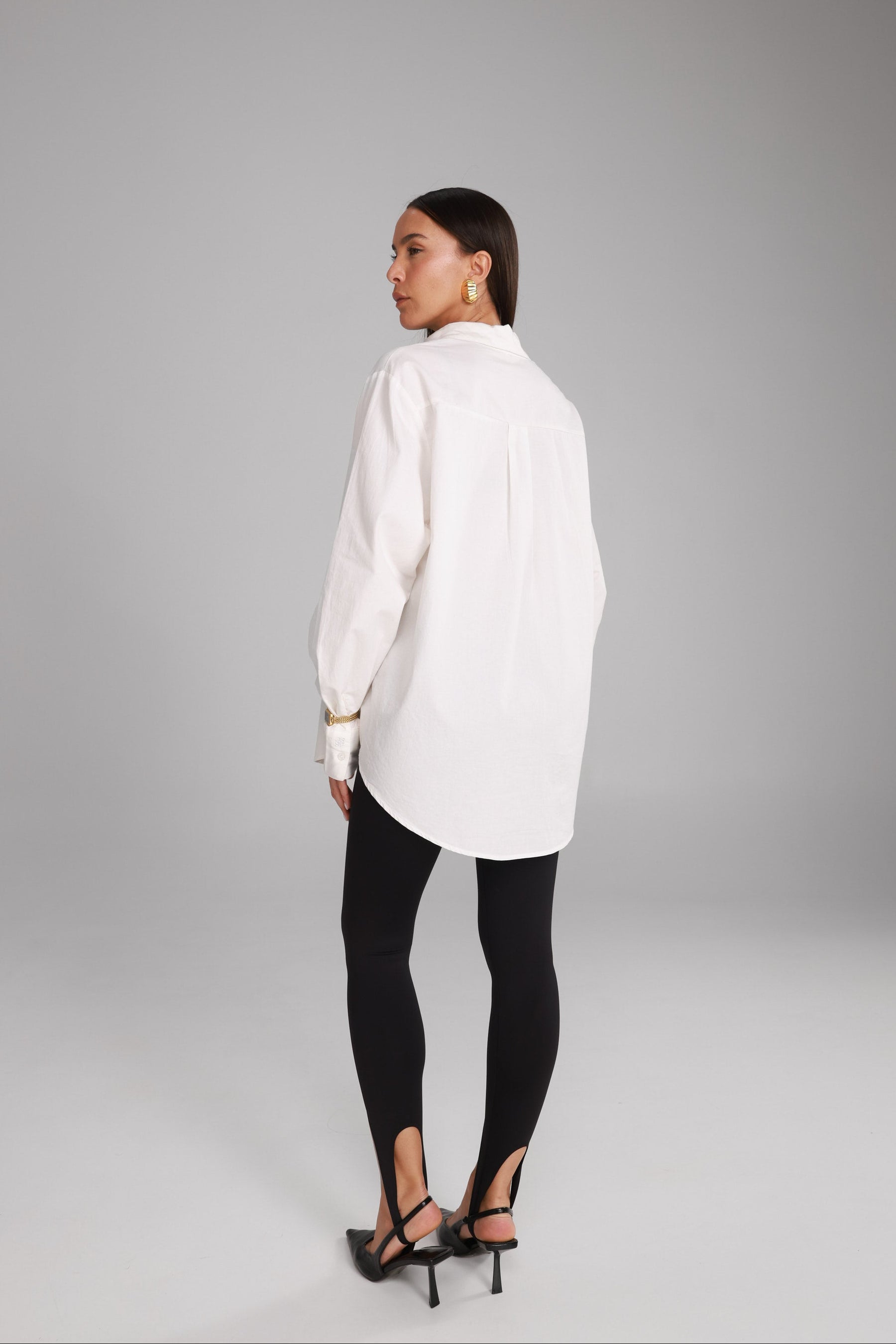 חולצת סופי מכופתרת לבנה