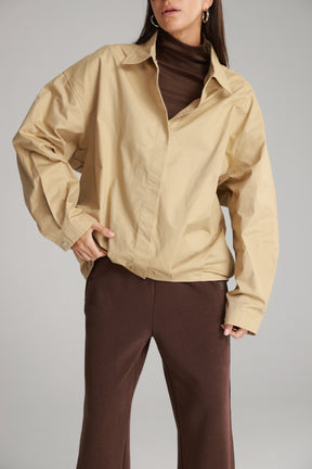 חולצת ארי מכופתרת חאקי