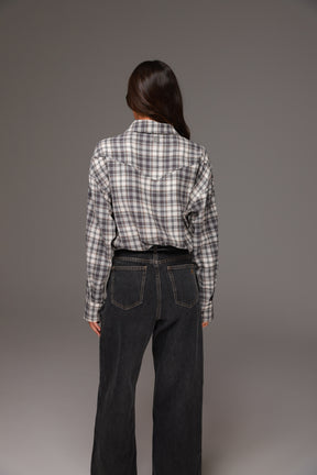 חולצת אביגיל מכופתרת אפורה