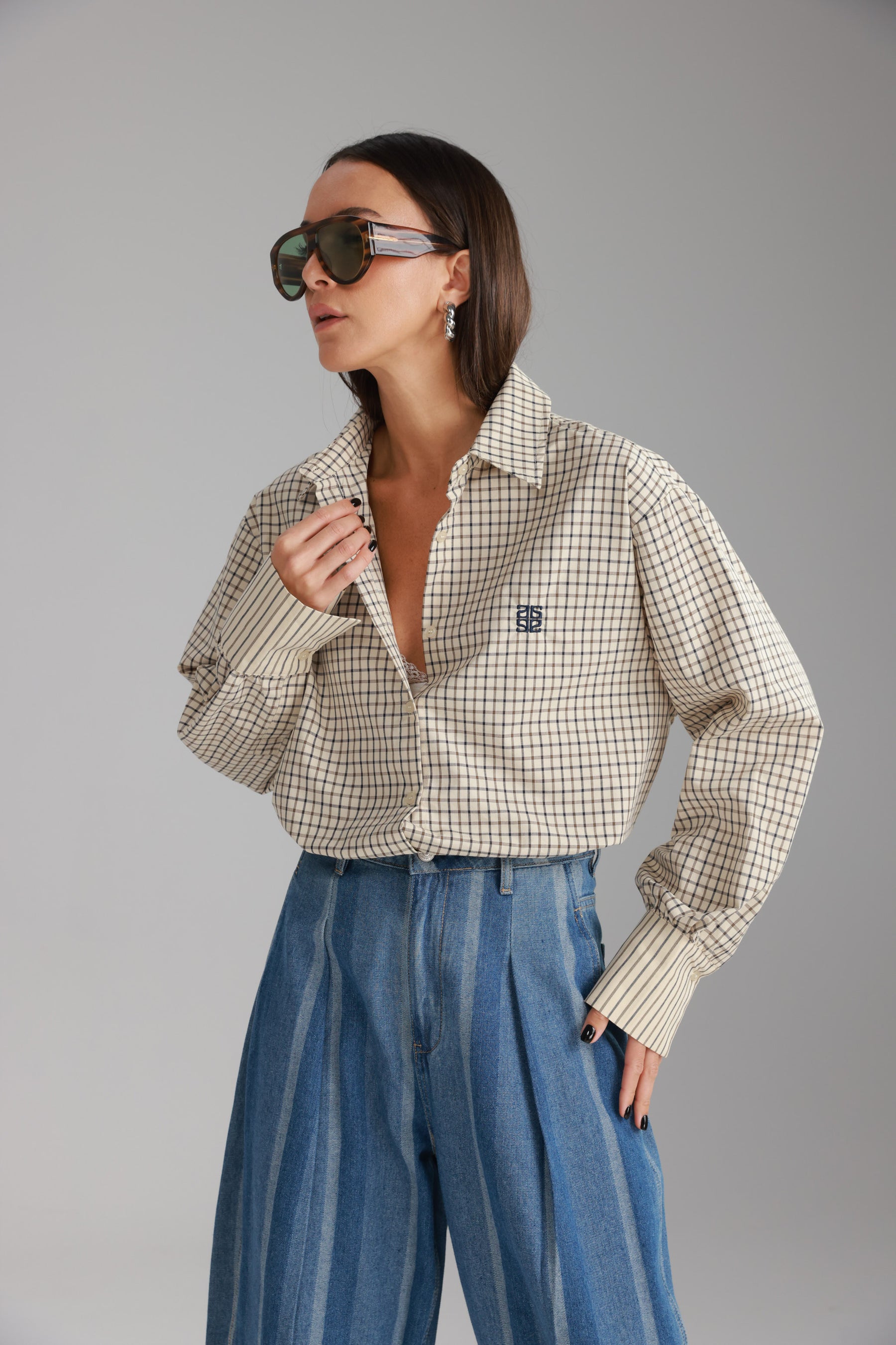 חולצת קולינה בז'/נייבי