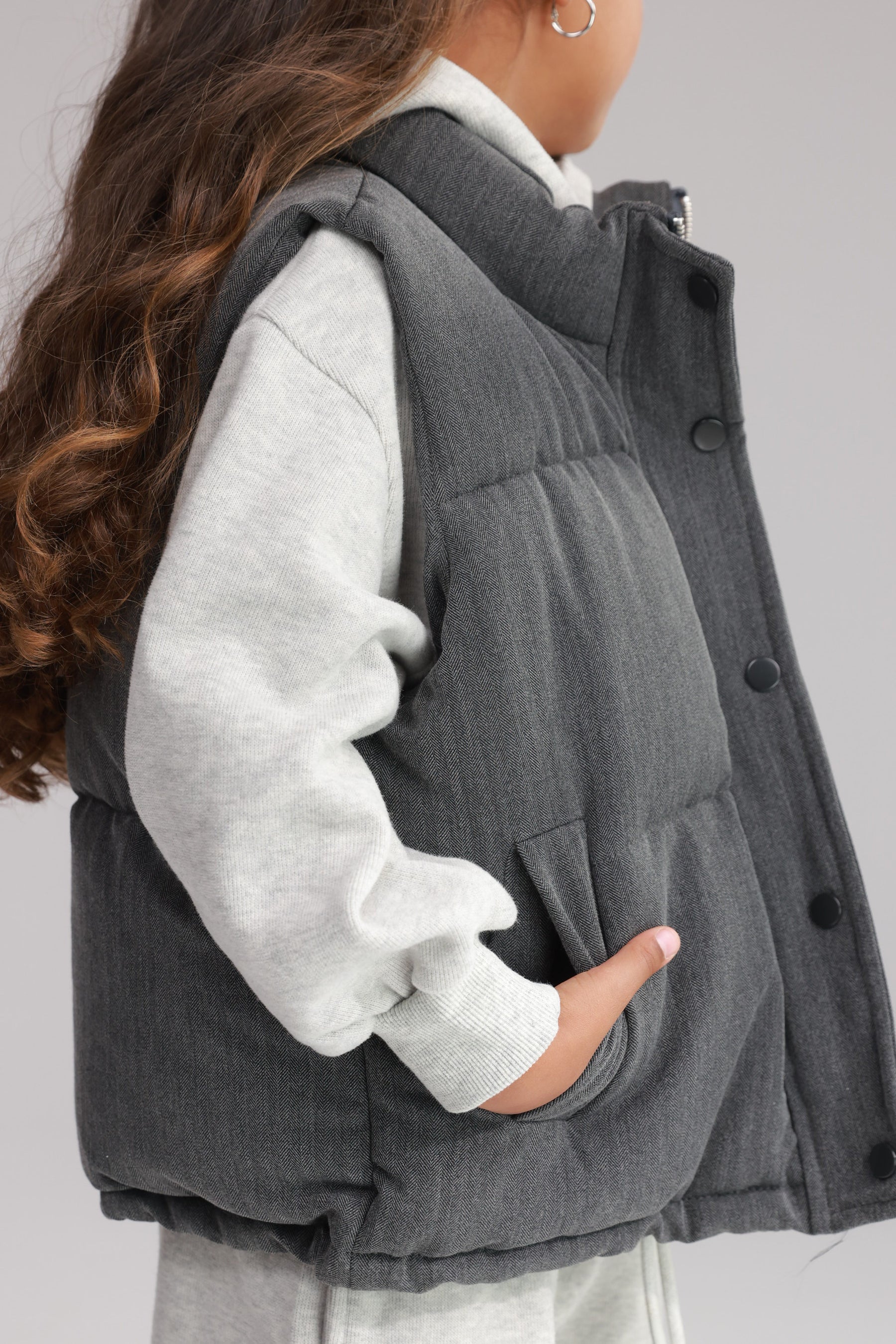 וסט קיילה אפור