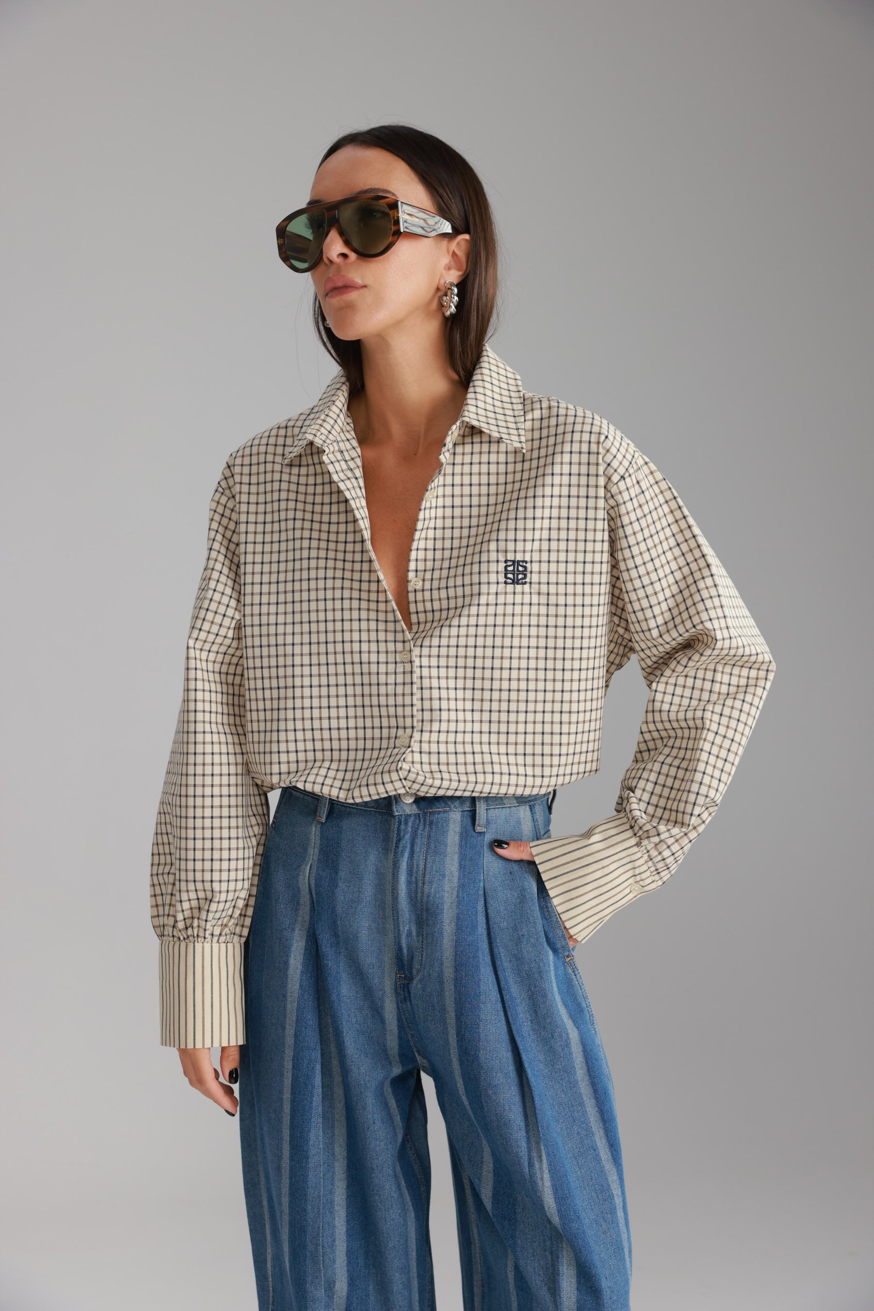 חולצת קולינה בז'/נייבי