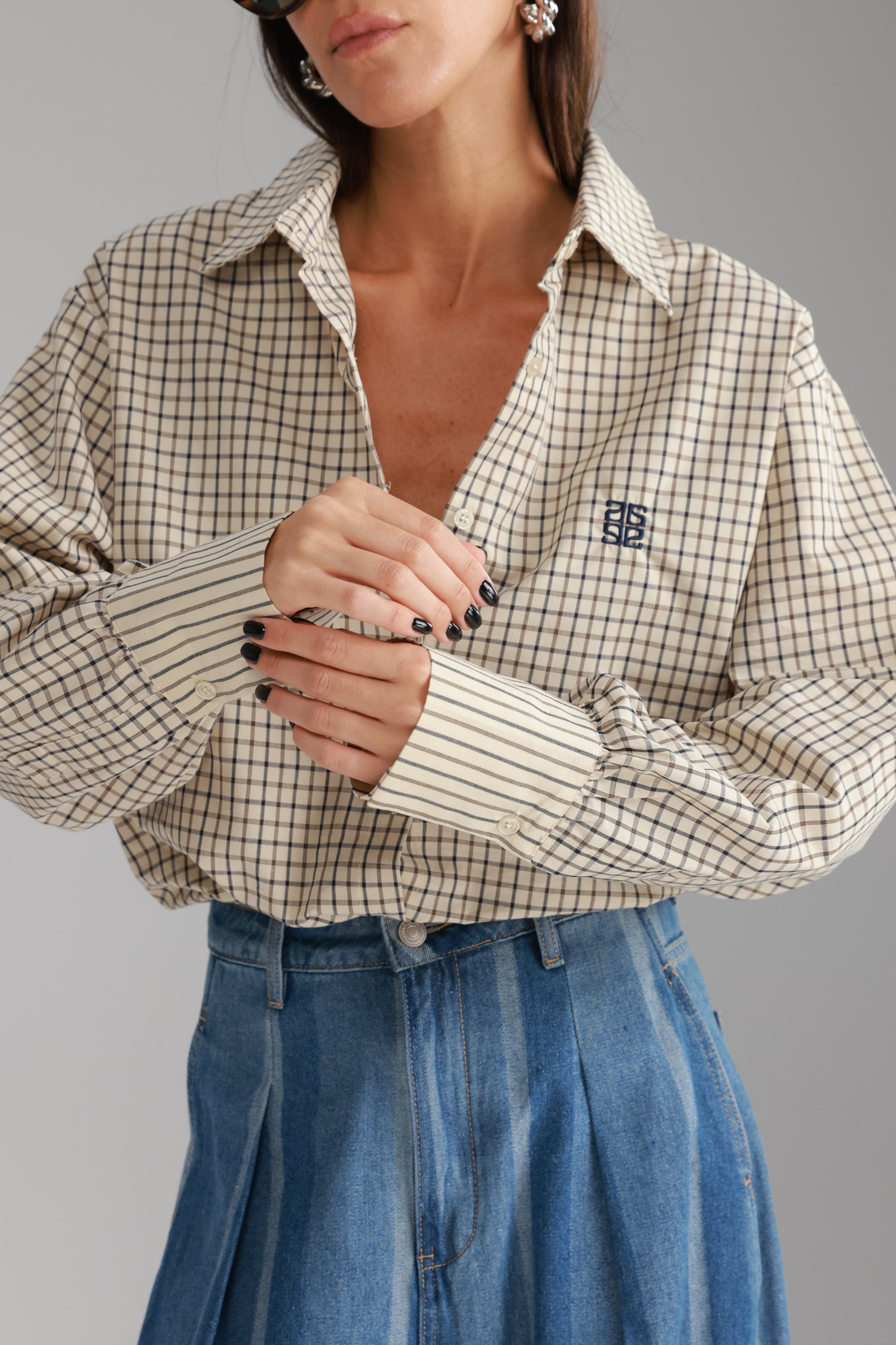 חולצת קולינה בז'/נייבי