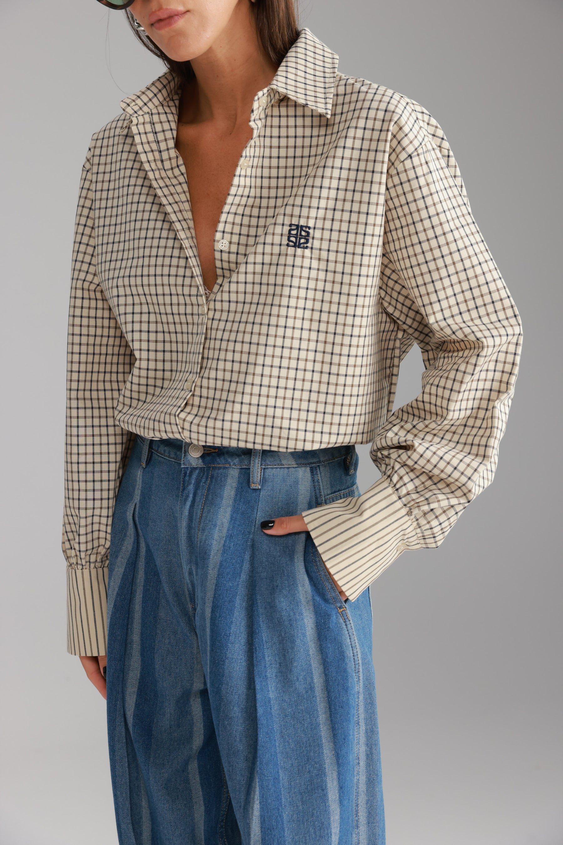 חולצת קולינה בז'/נייבי