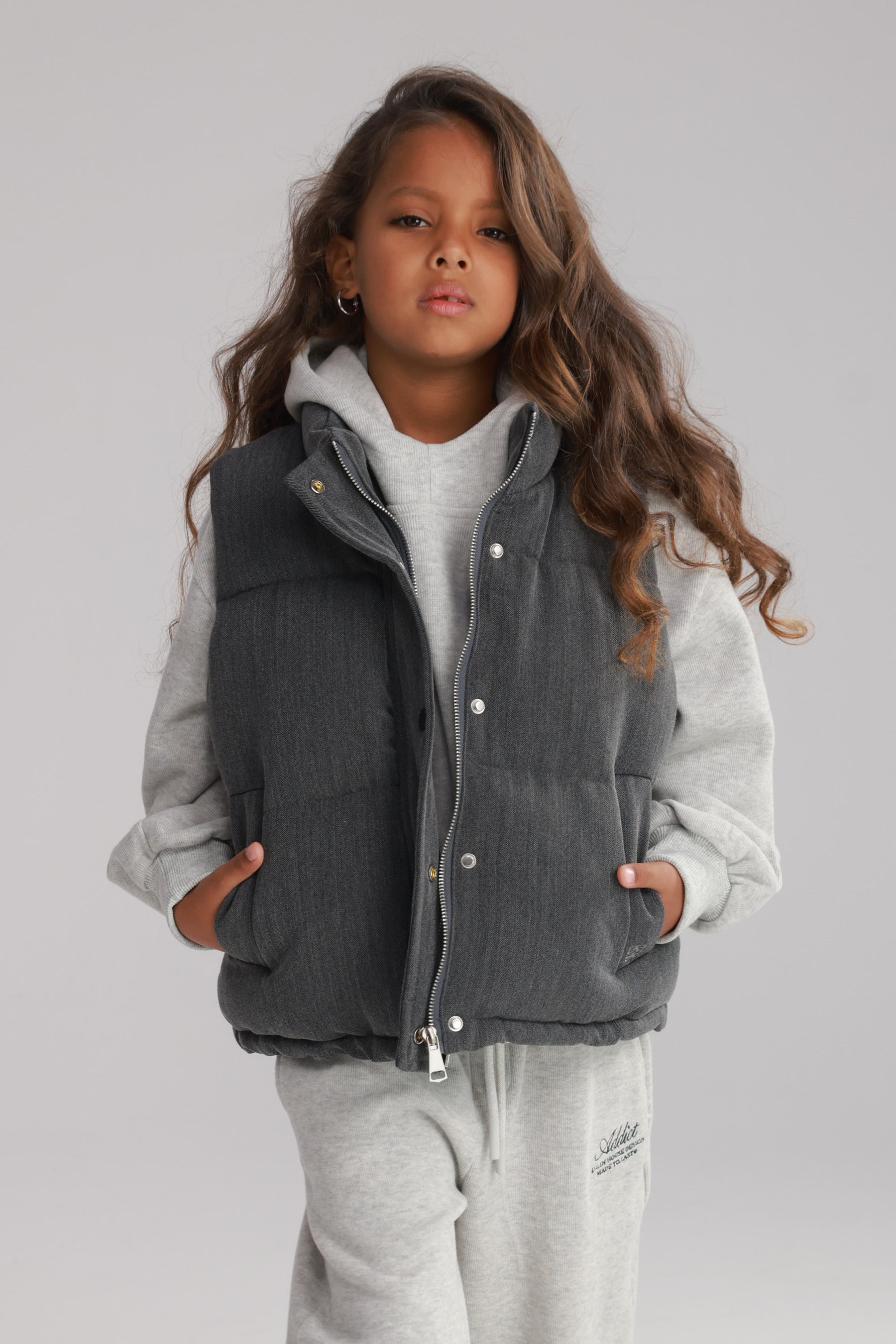 וסט קיילה אפור