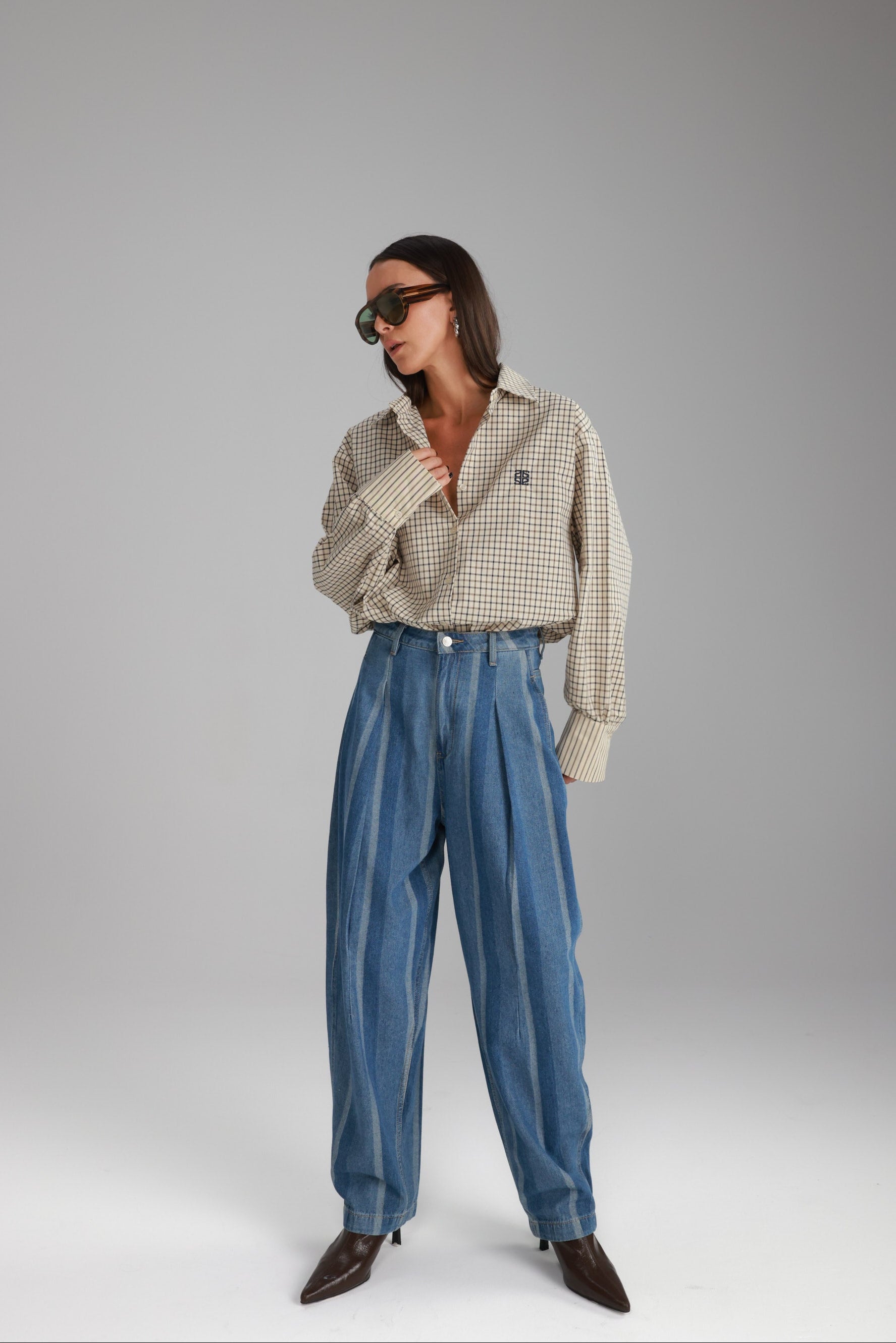 חולצת קולינה בז'/נייבי