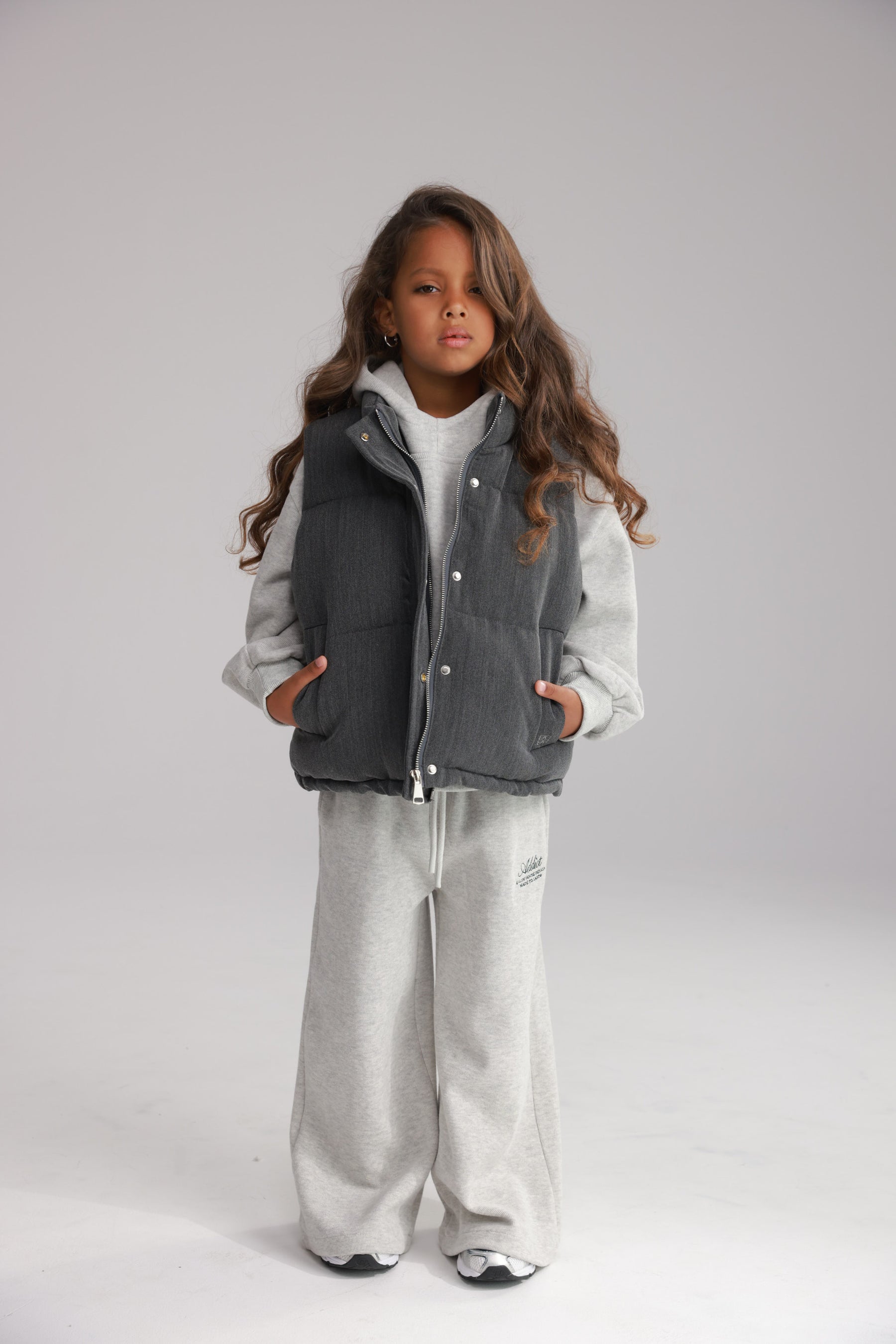 וסט קיילה אפור