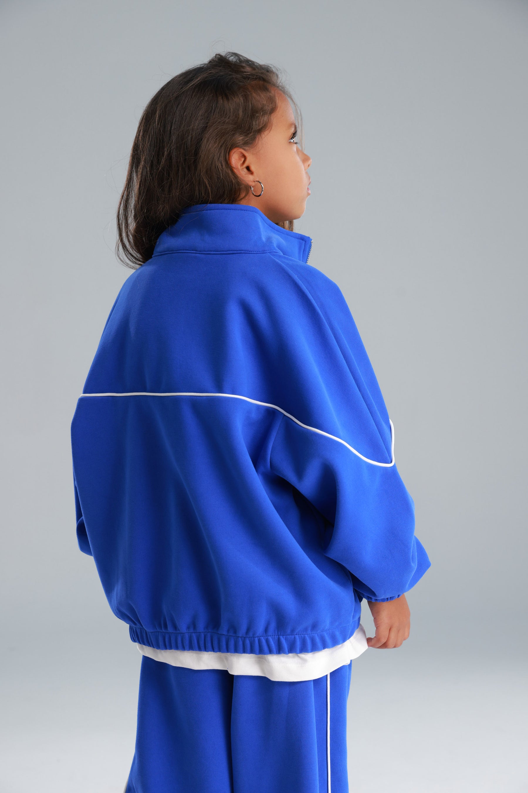 חליפת טוני כחולה