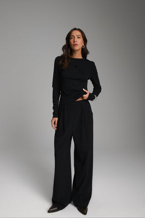 חולצת אולינה שחורה