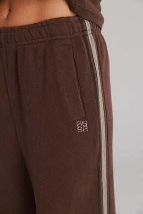 מכנסי ג'ולי חומים