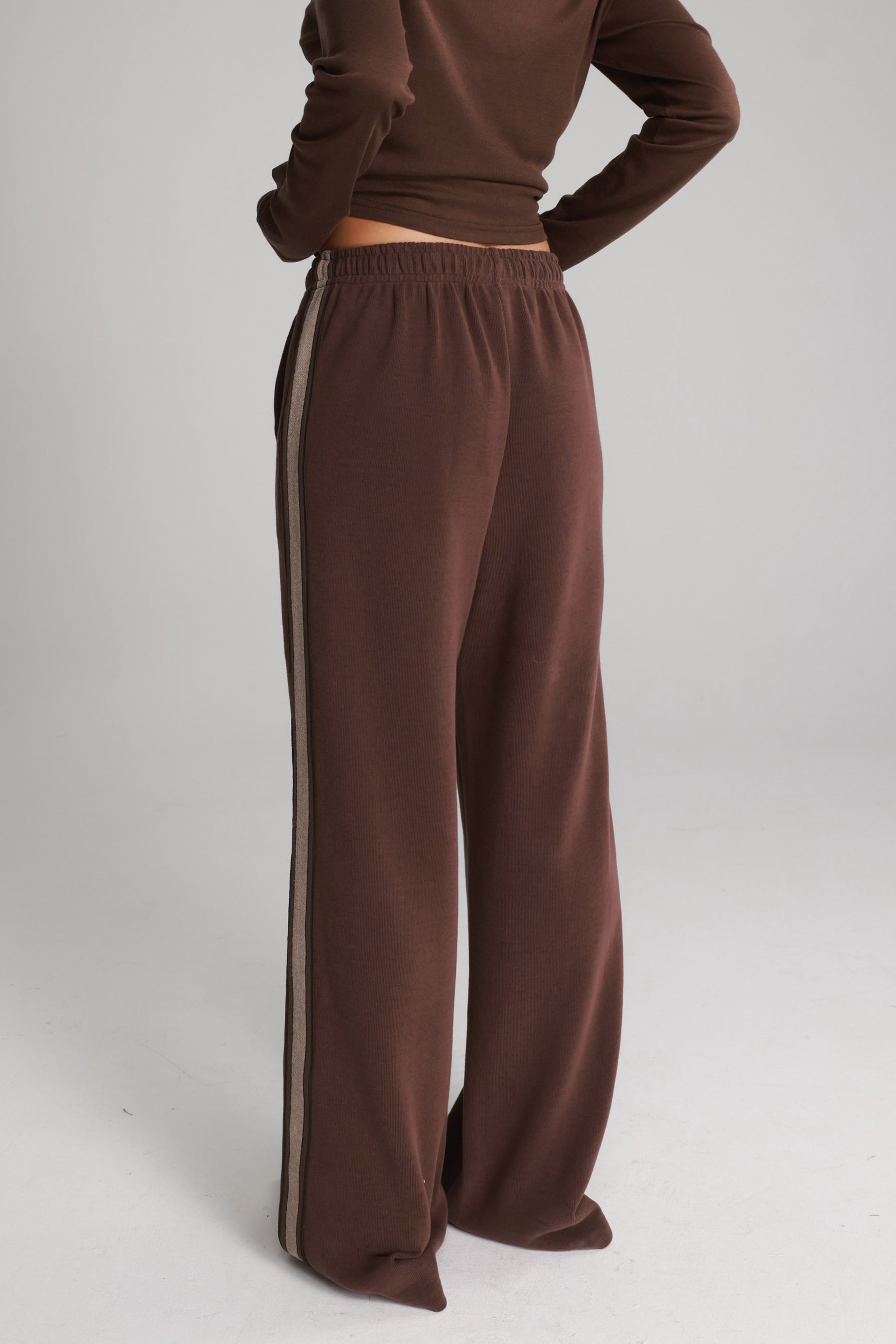 מכנסי ג'ולי חומים