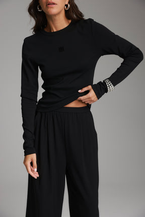 חולצת אולינה שחורה