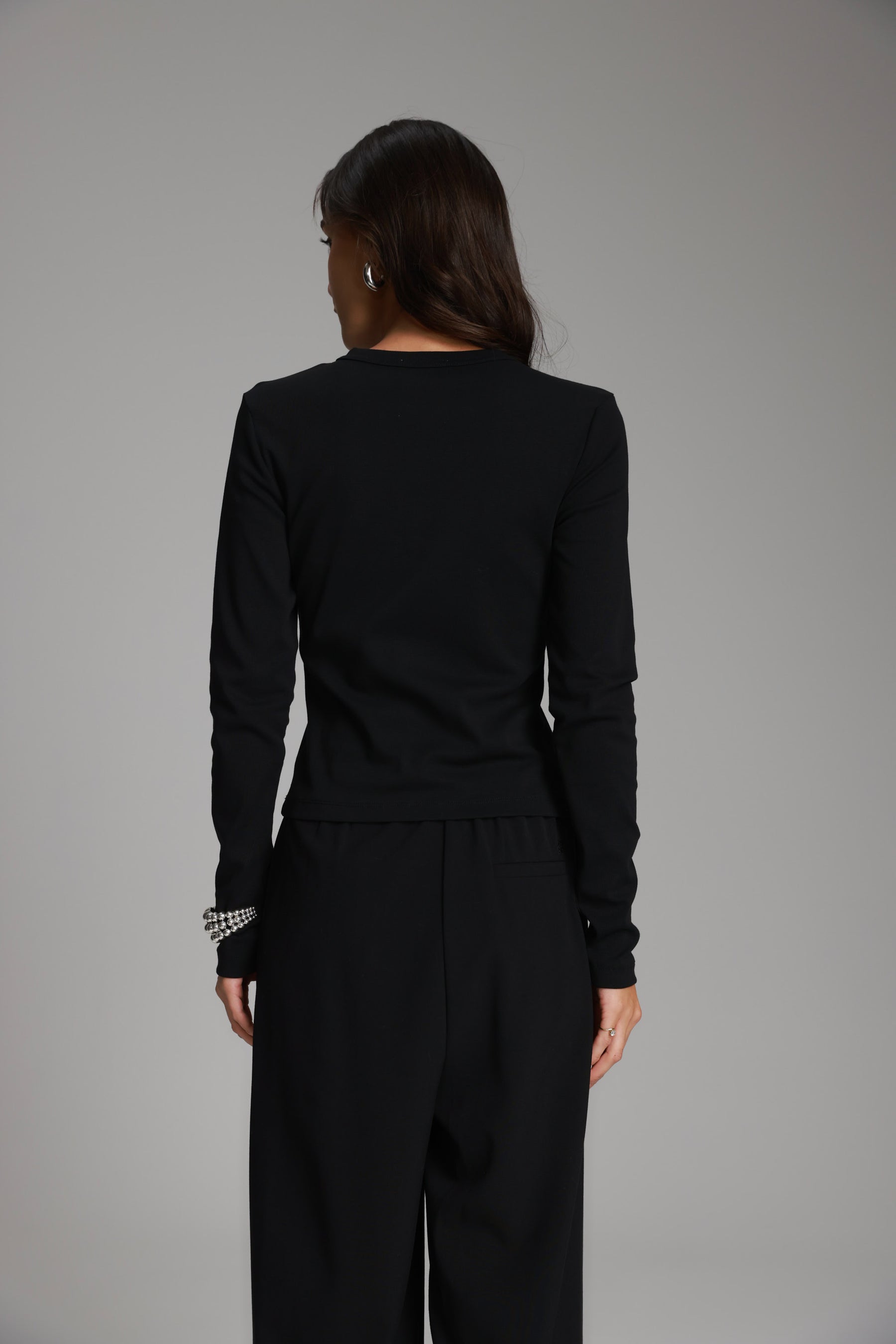 חולצת אולינה שחורה