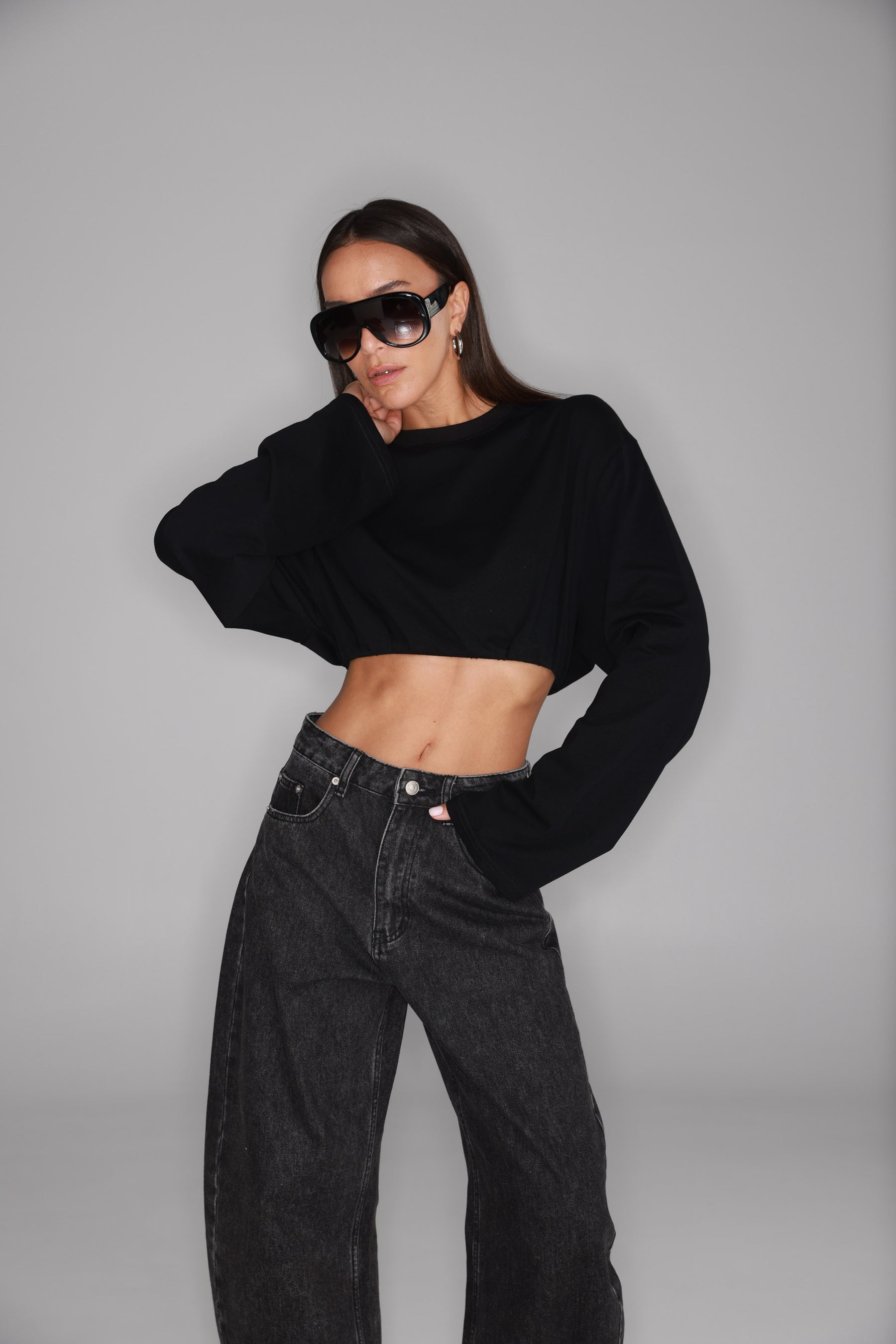 חולצת ליאונל שחורה