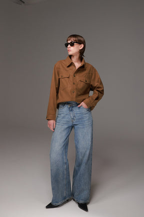 חולצת שיינה מכופתרת חומה