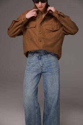 חולצת שיינה מכופתרת חומה