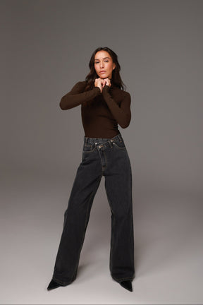 חולצת גולף ספנסר חום כהה