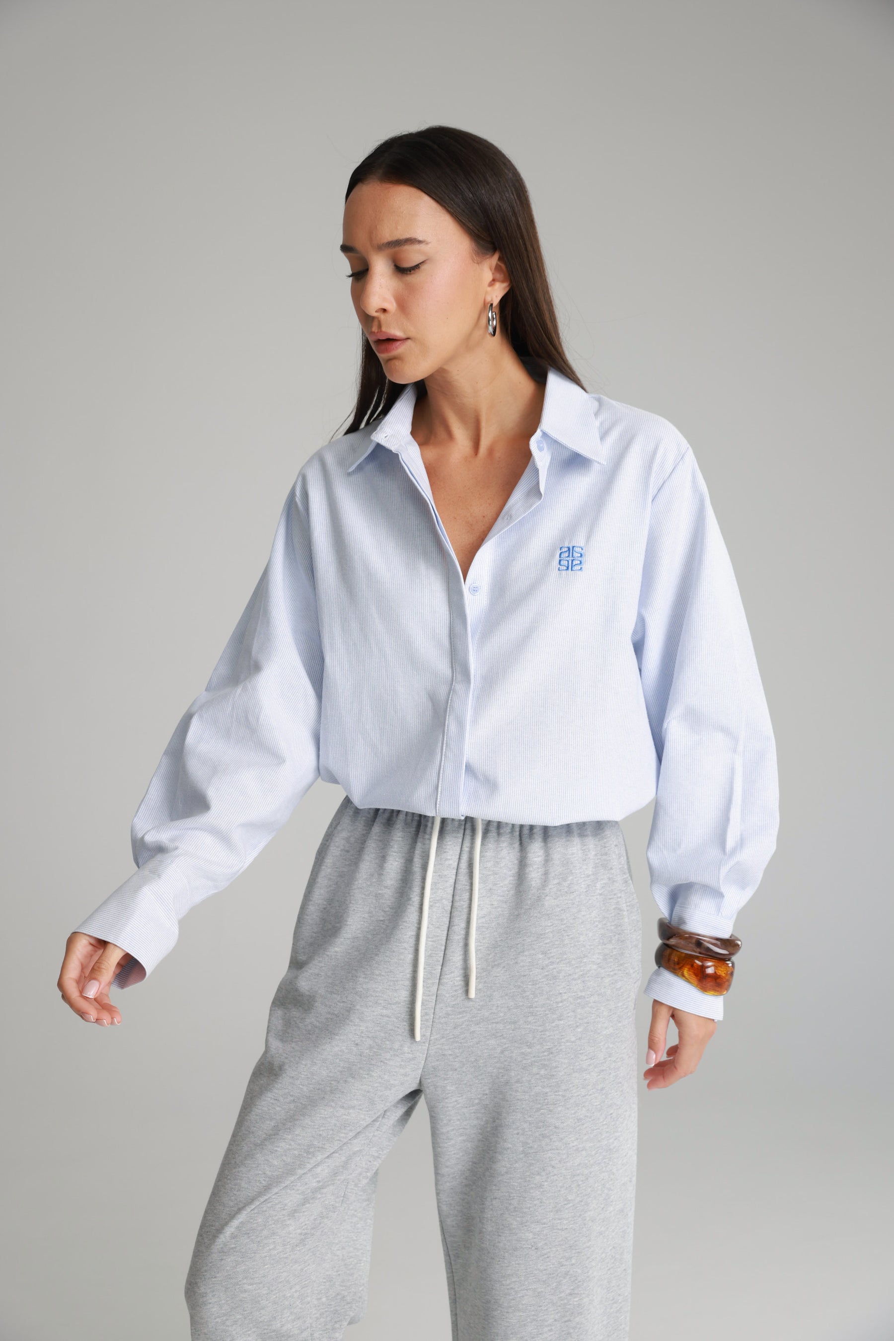 חולצת קיילי מכופתרת תכלת