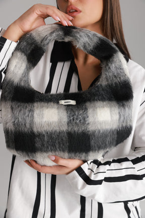 תיק איזבל משבצות שחור