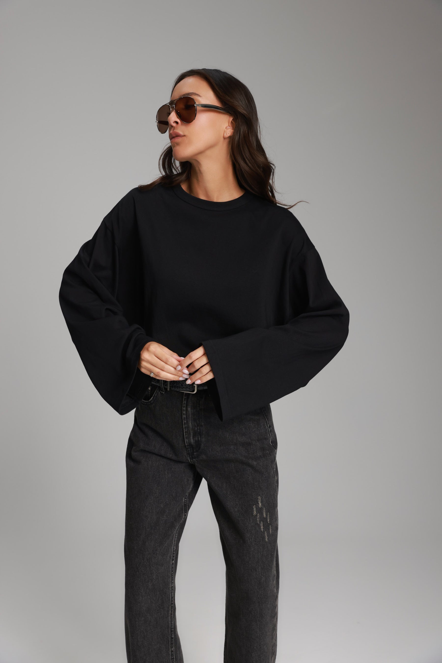 חולצת נדיה שחורה