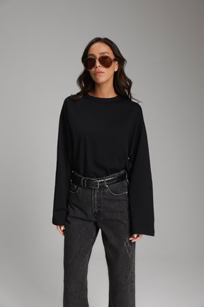 חולצת נדיה שחורה