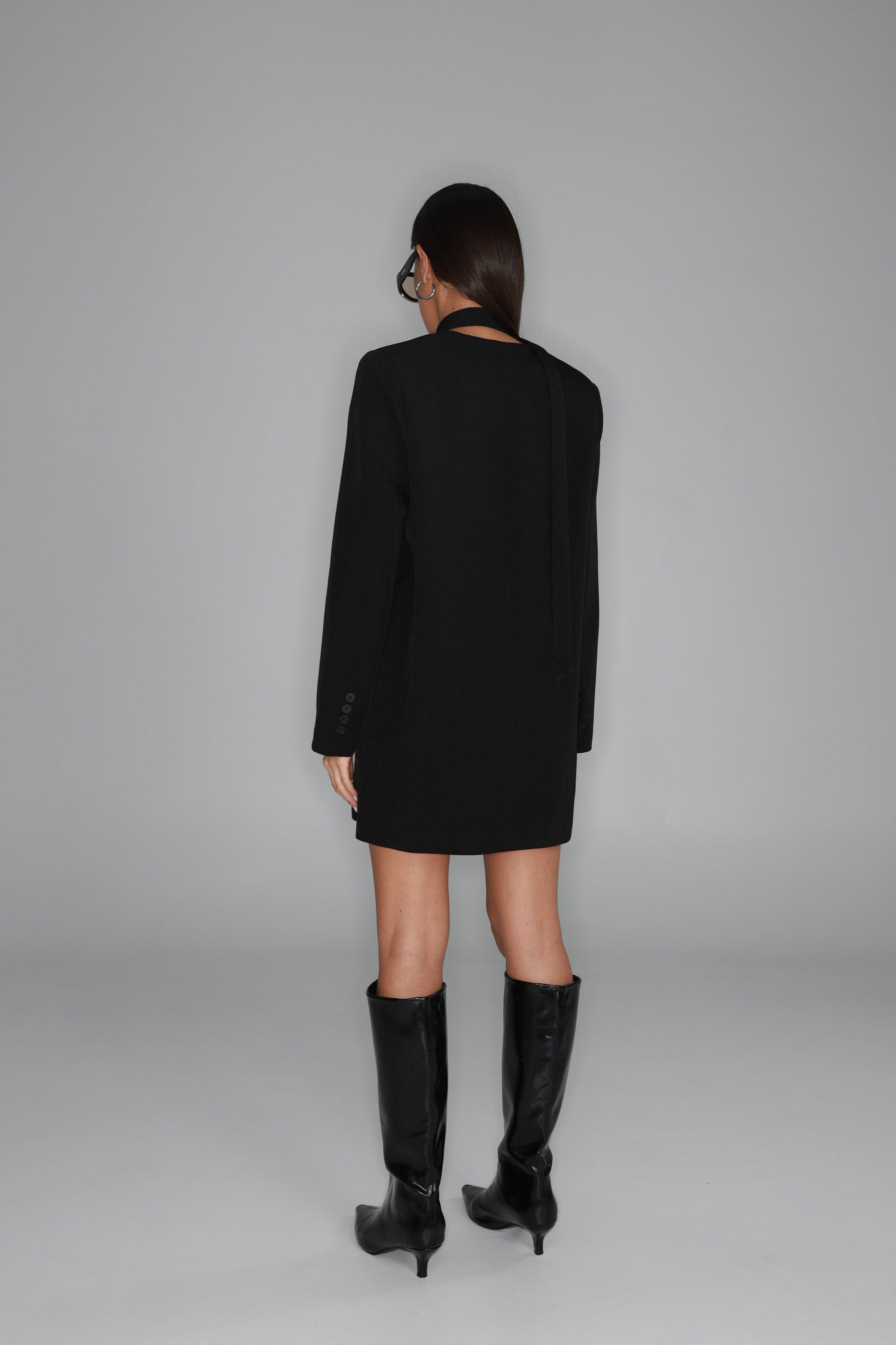 שמלת בלייזר ויקטוריה שחורה