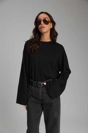 חולצת נדיה שחורה