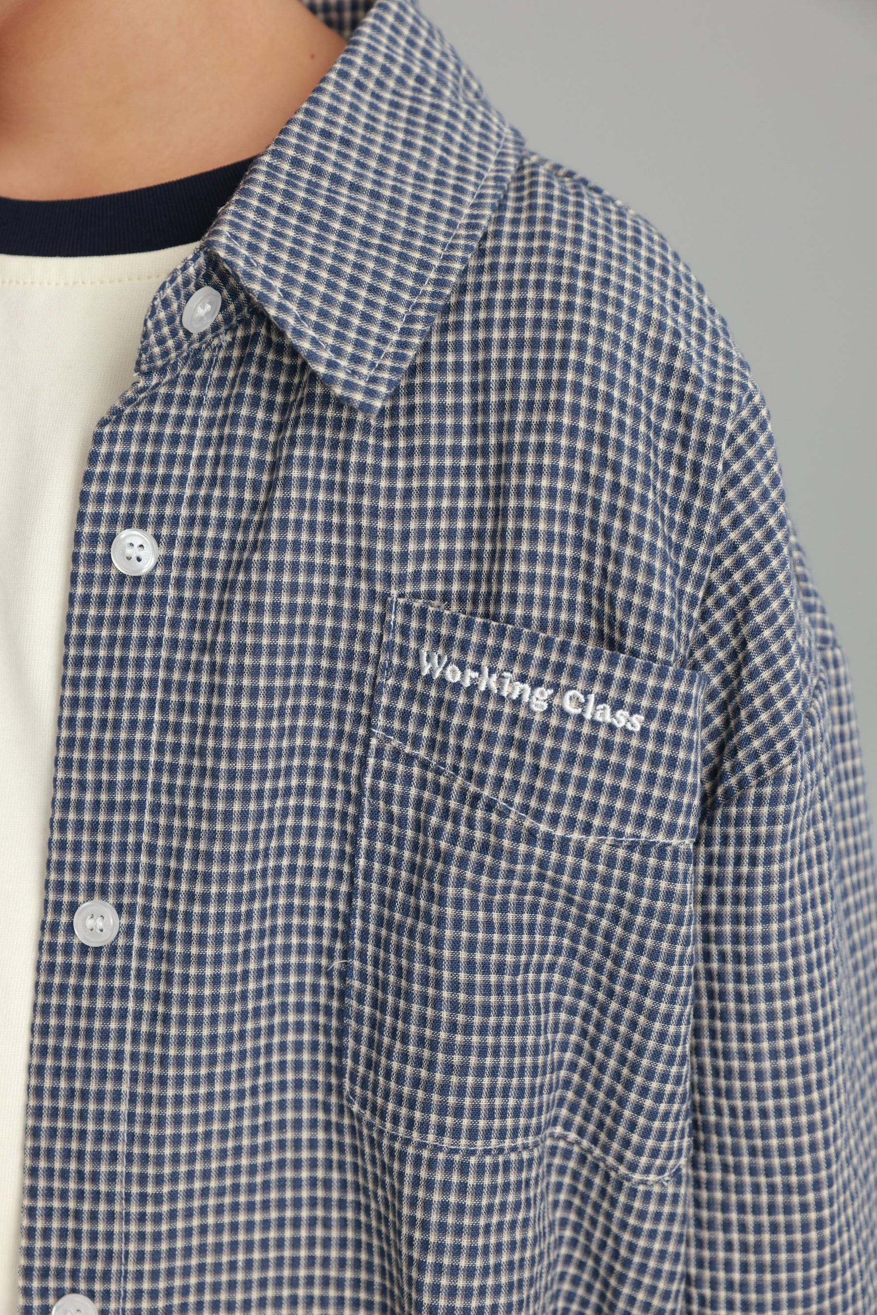 חולצת נורת' מכופתרת נייבי