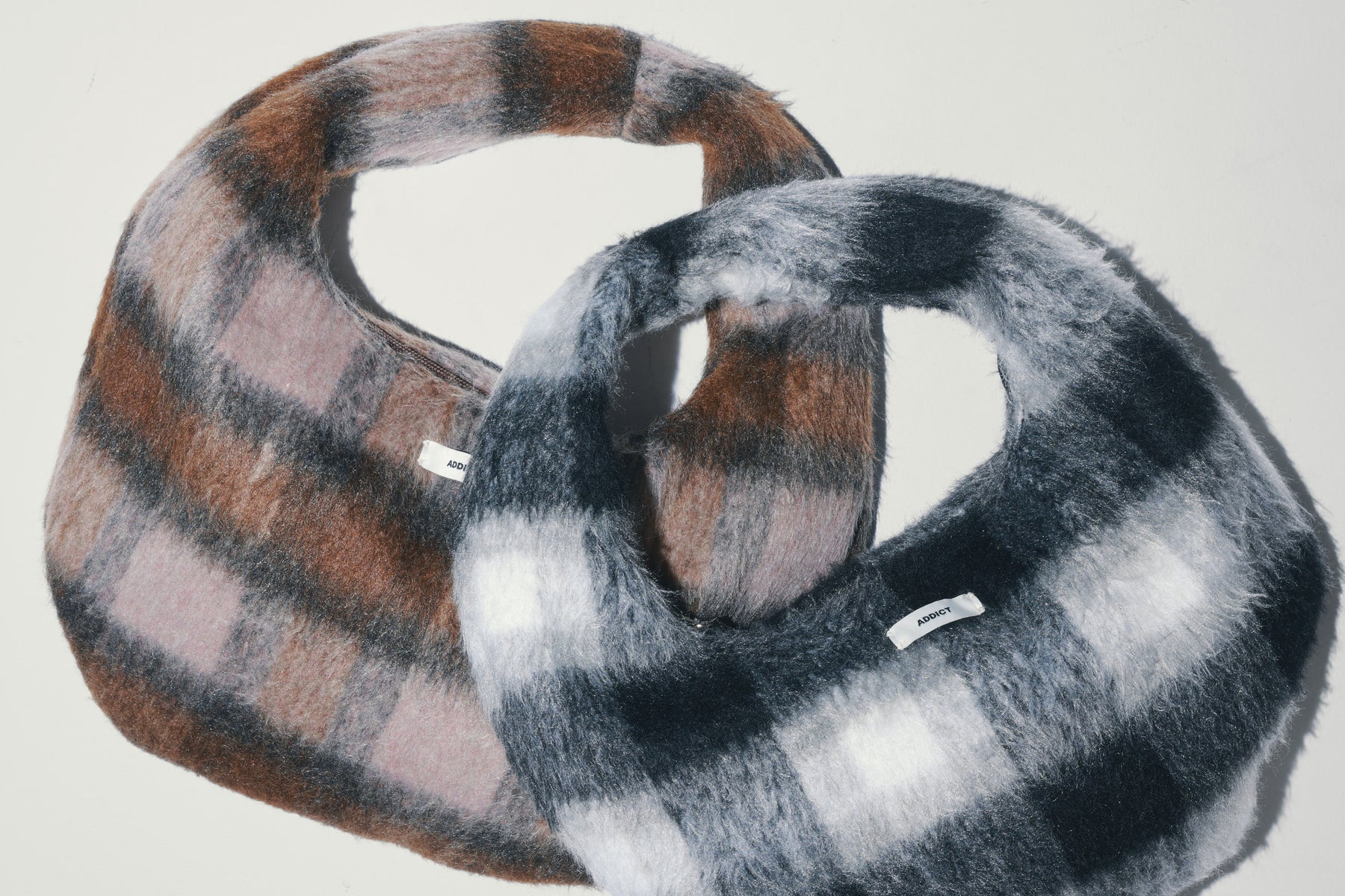 תיק איזבל משבצות חום