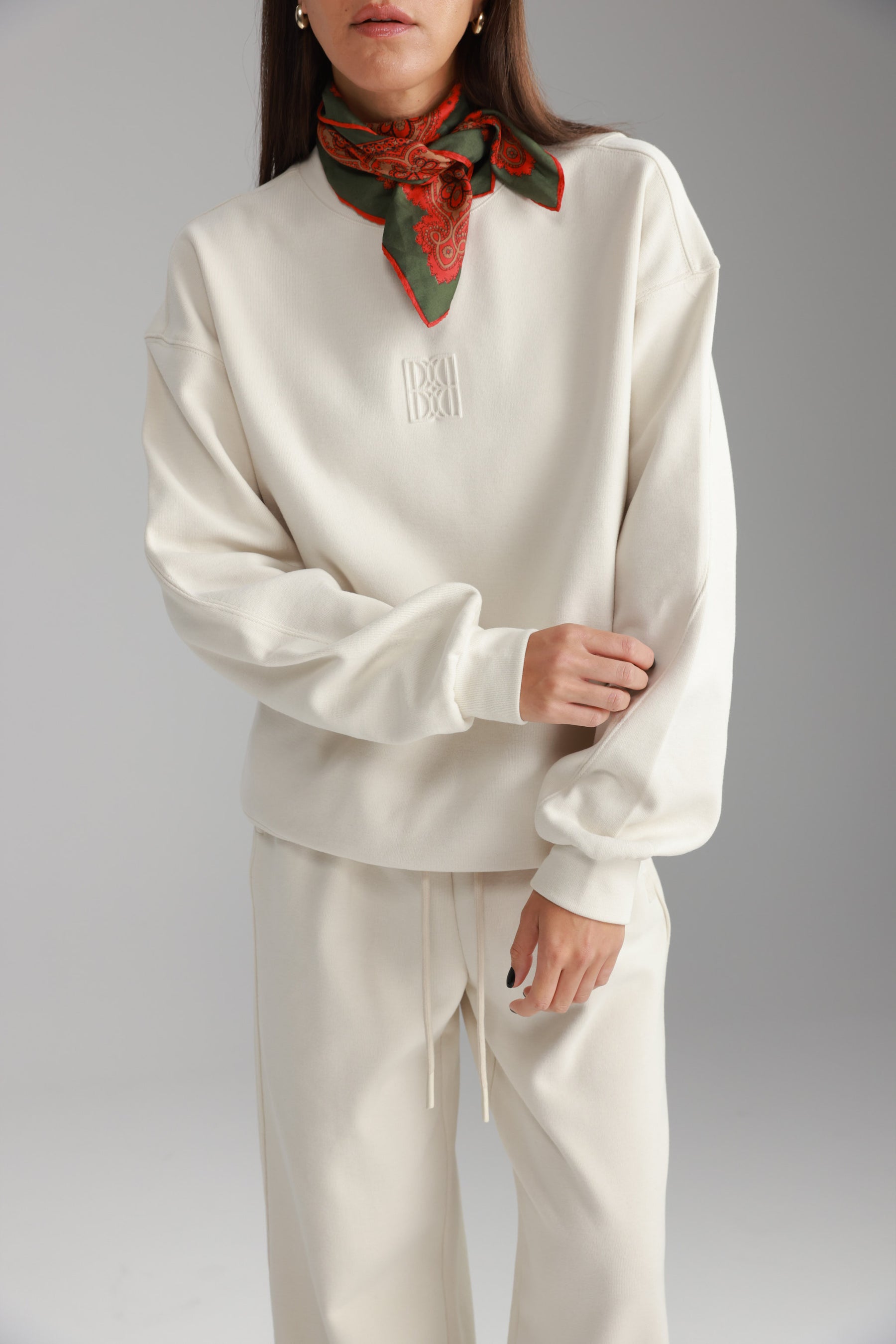 חליפת אדיסון שמנת