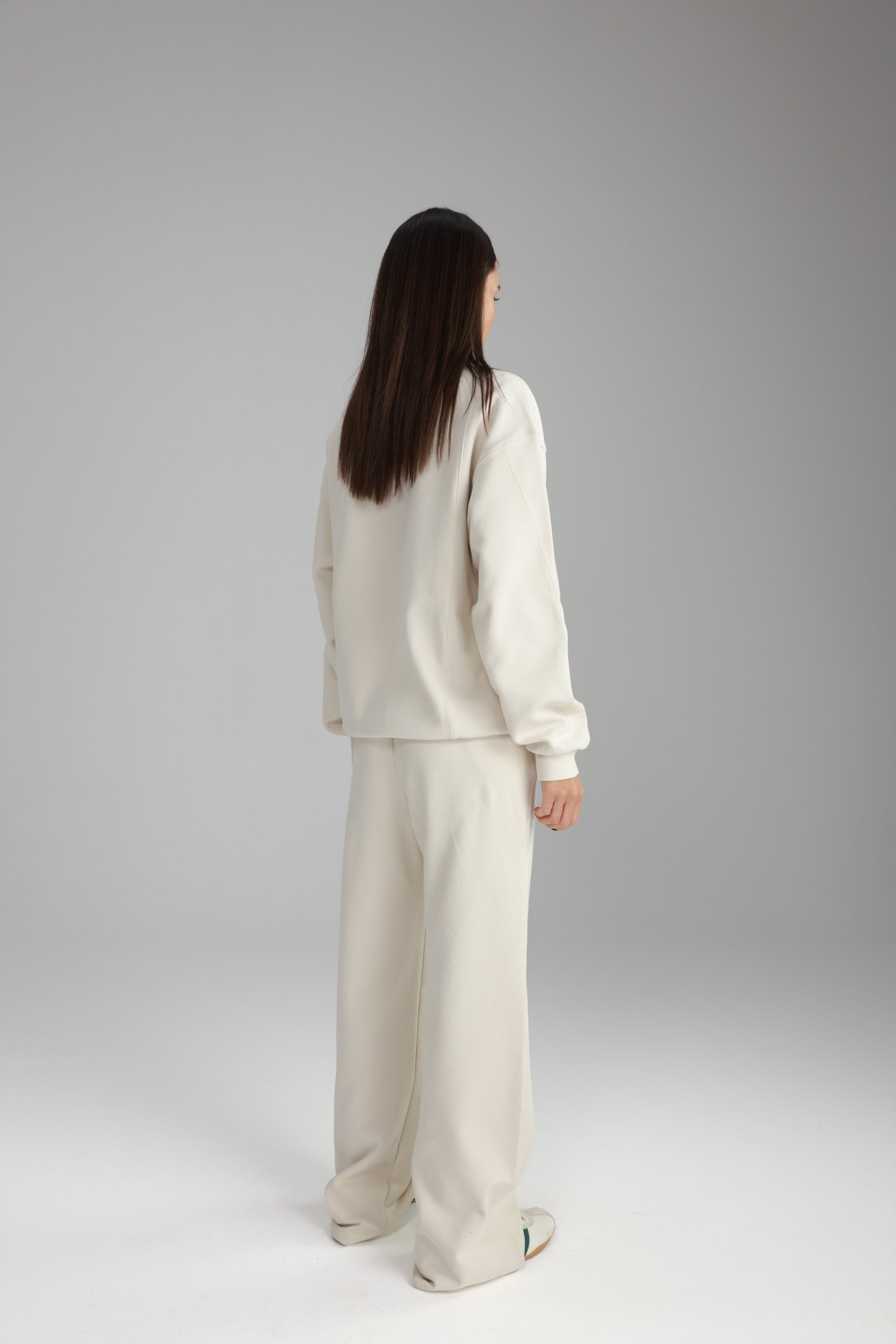 חליפת אדיסון שמנת