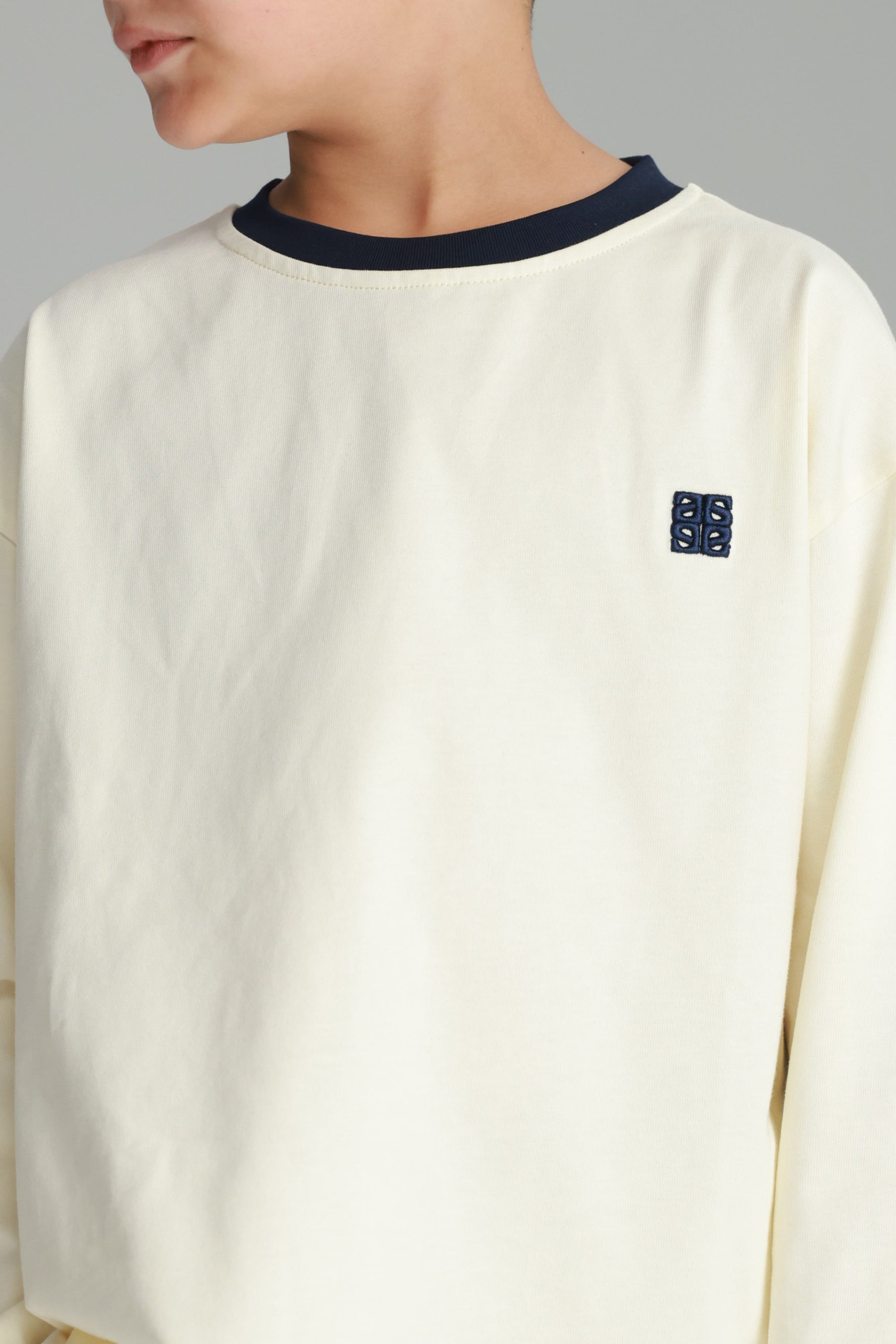 חולצת פייל שמנת