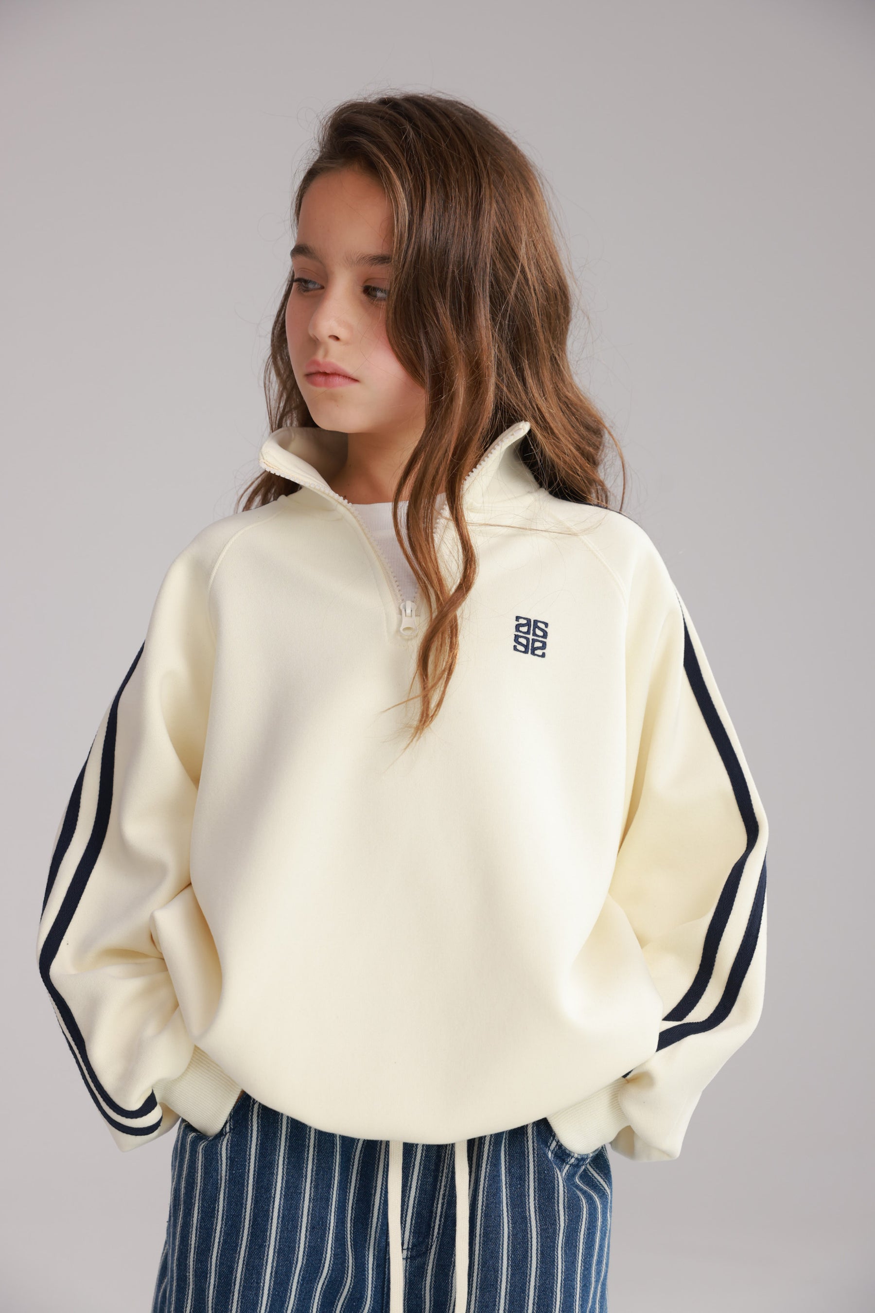 סוויטשירט נולי שמנת