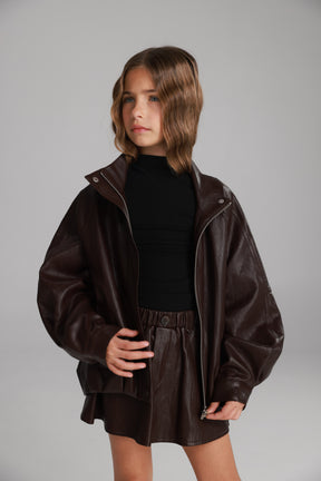 חולצת סטיק שחורה