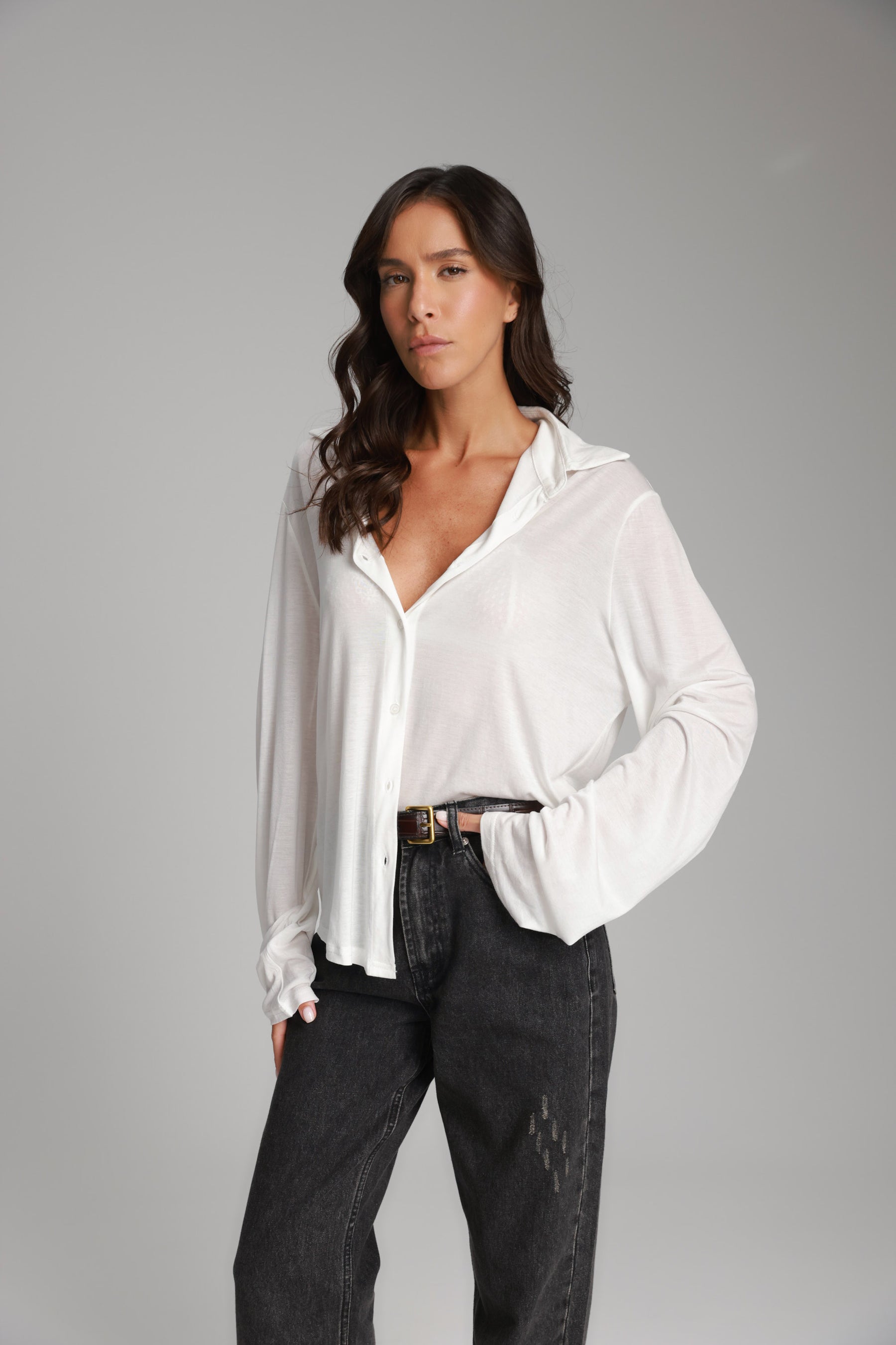 חולצת ליבי מכופתרת לבנה