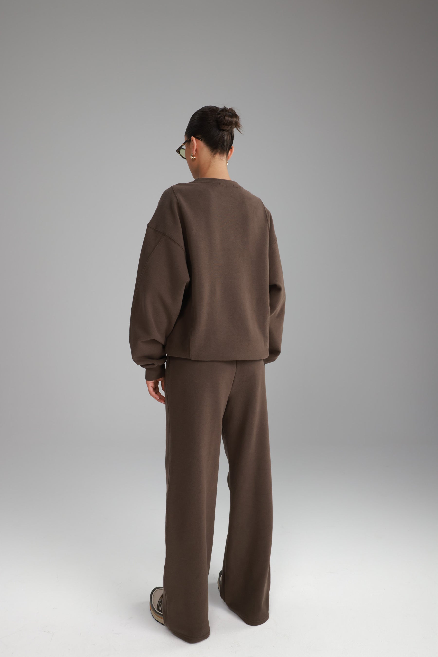 חליפת אדיסון חומה