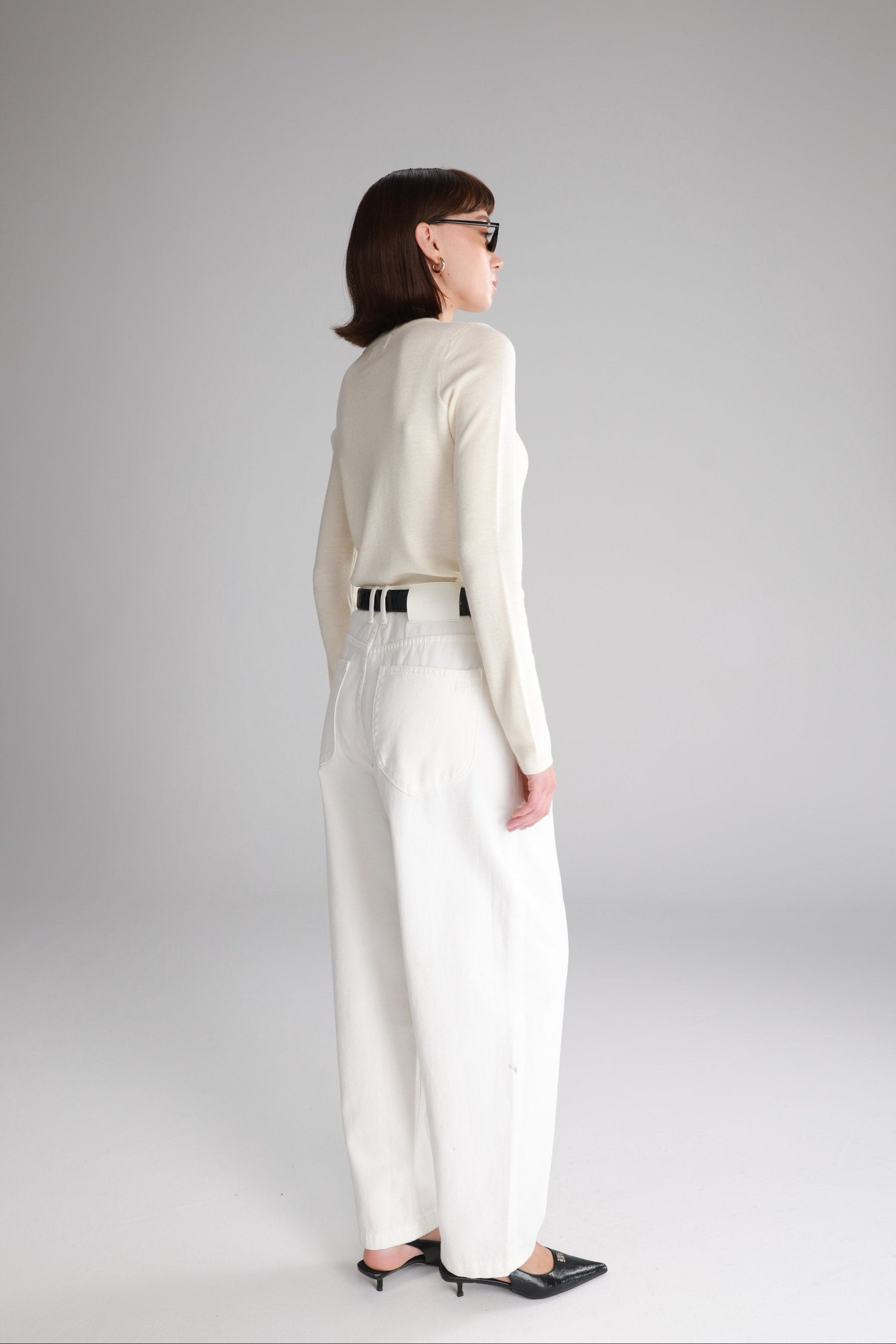 ג'ינס אלכס לבן