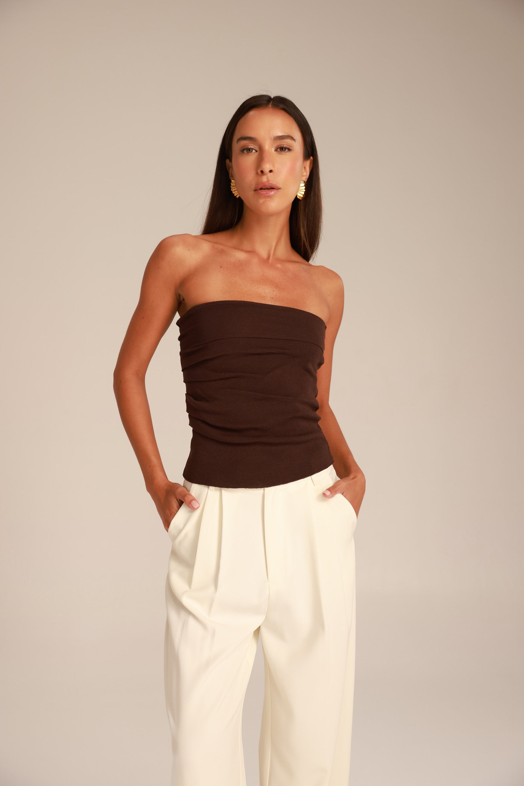 חולצת סטרפלס לילה חומה