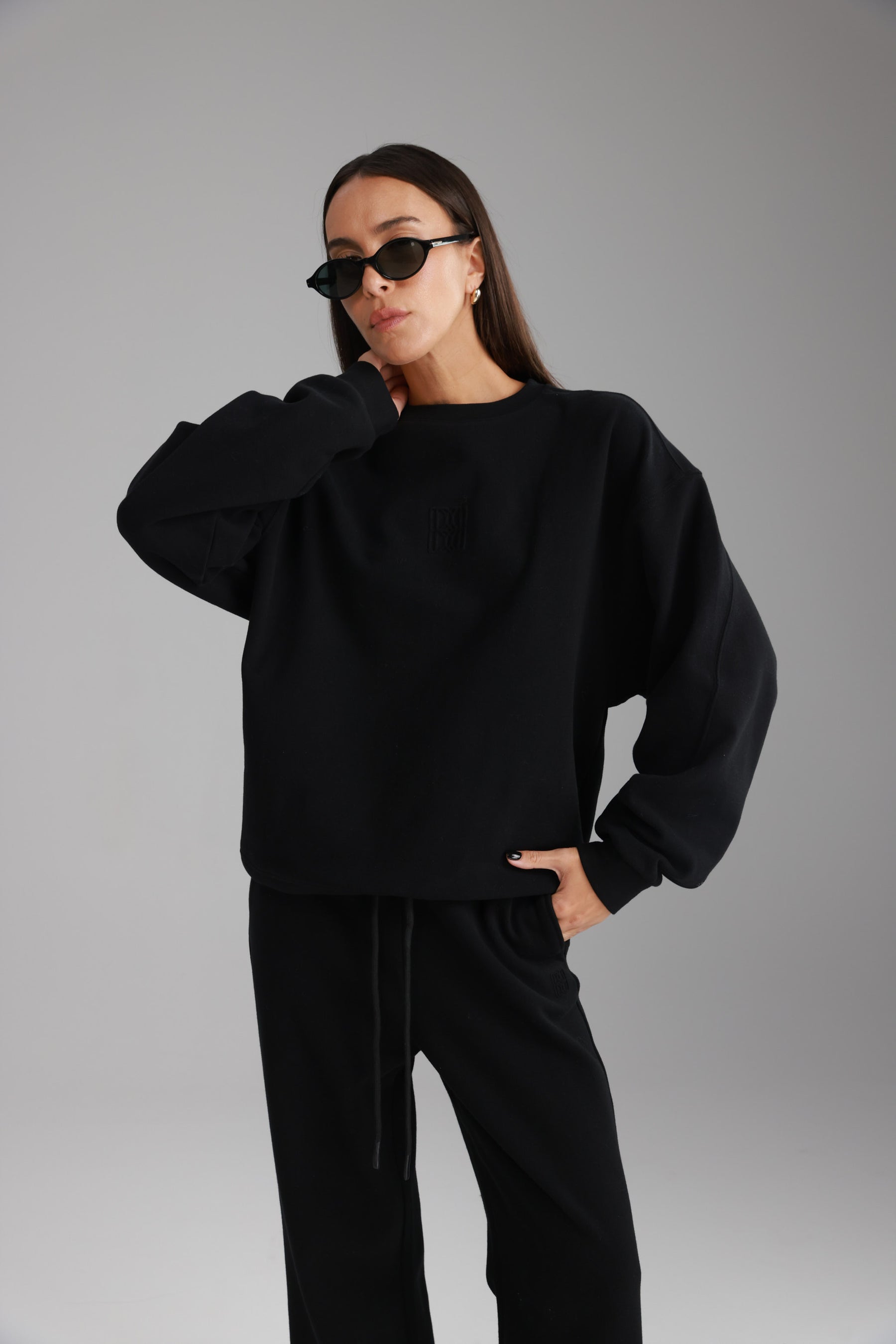 חליפת אדיסון שחורה