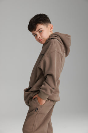 חליפת שון חאקי