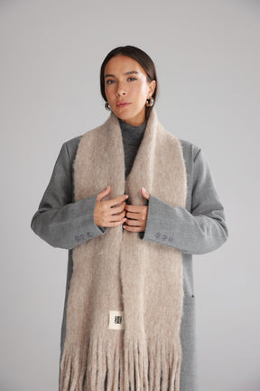 צעיף ננסי בז'