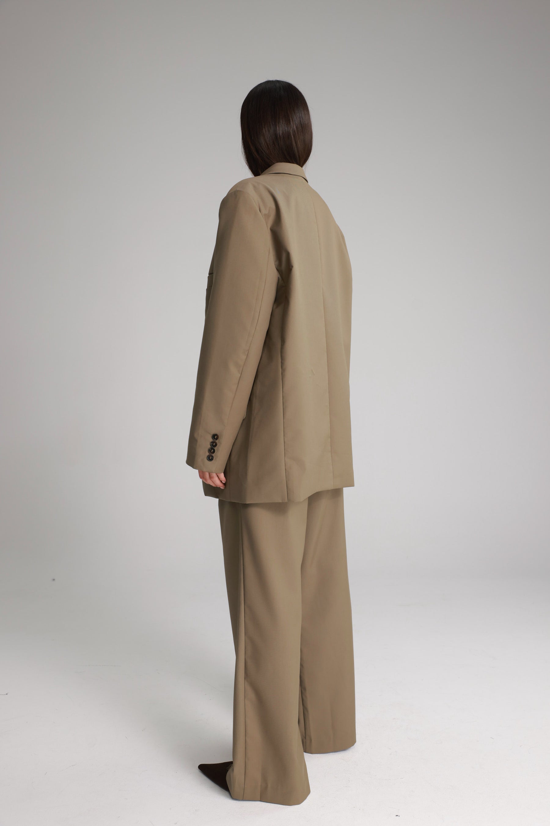 מכנסי דני חאקי