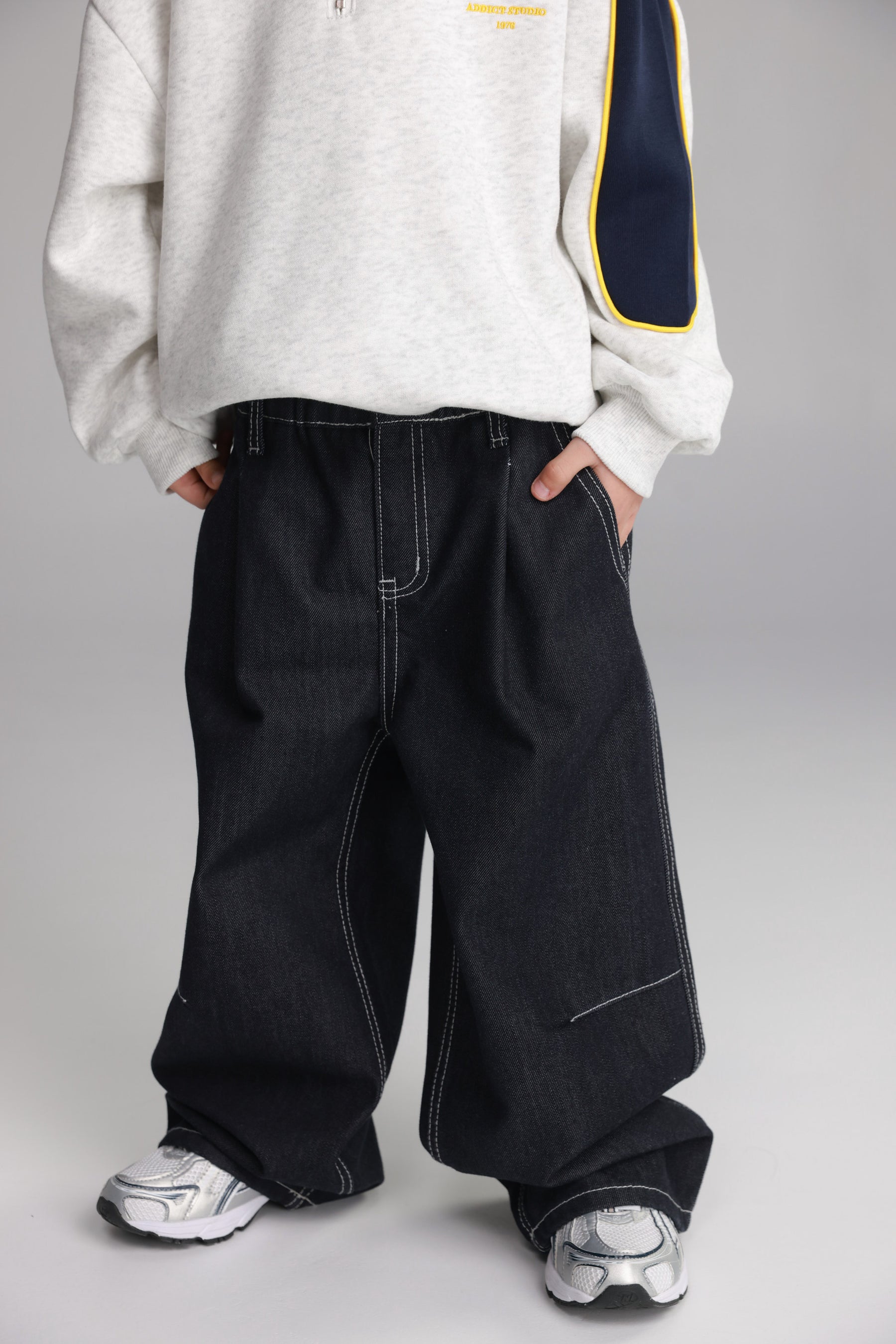 ג'ינס קוניל כחול כהה