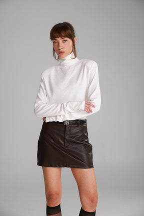 חולצת דיילי לבנה