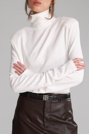 חולצת דיילי לבנה