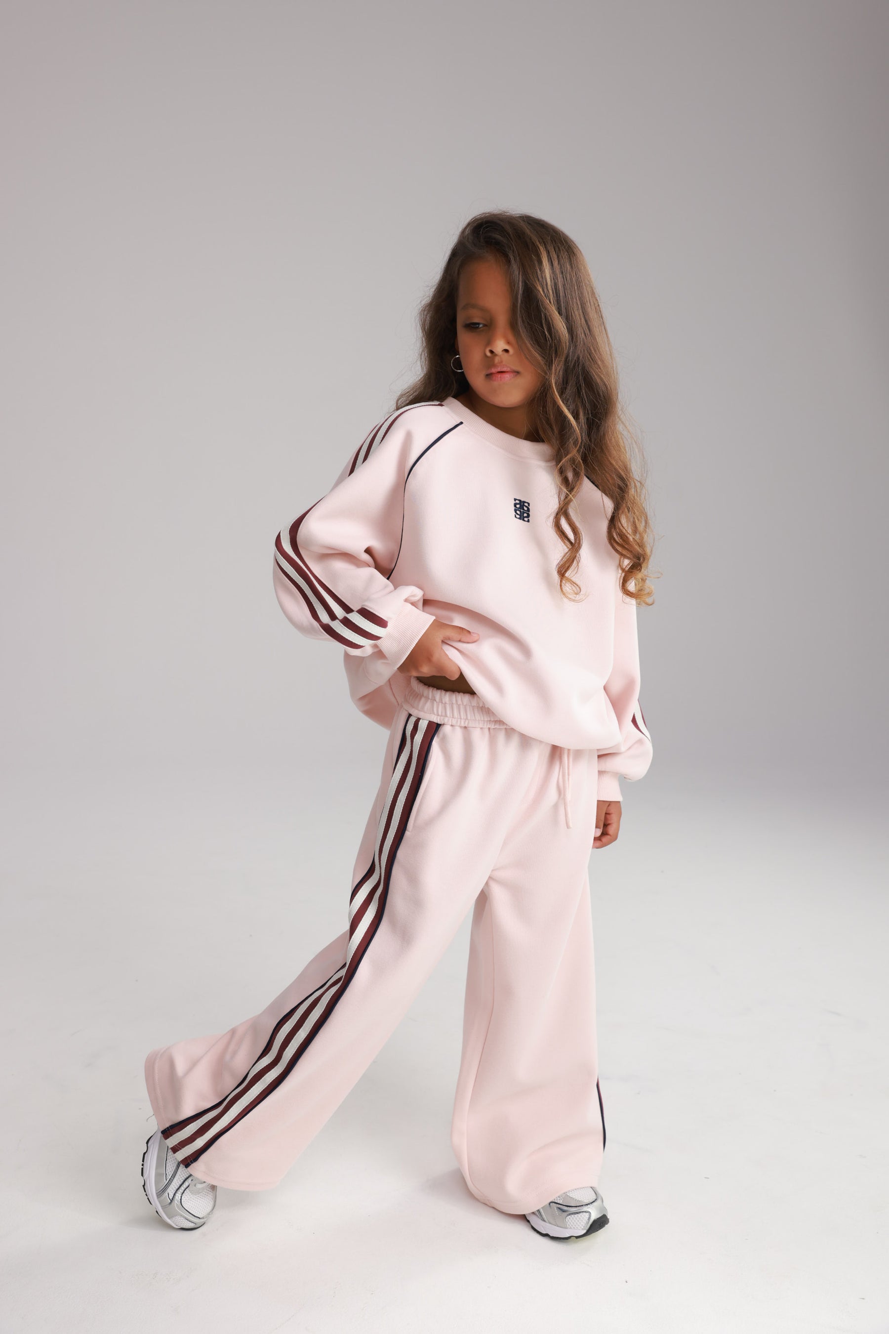 חליפת סרינה ורודה