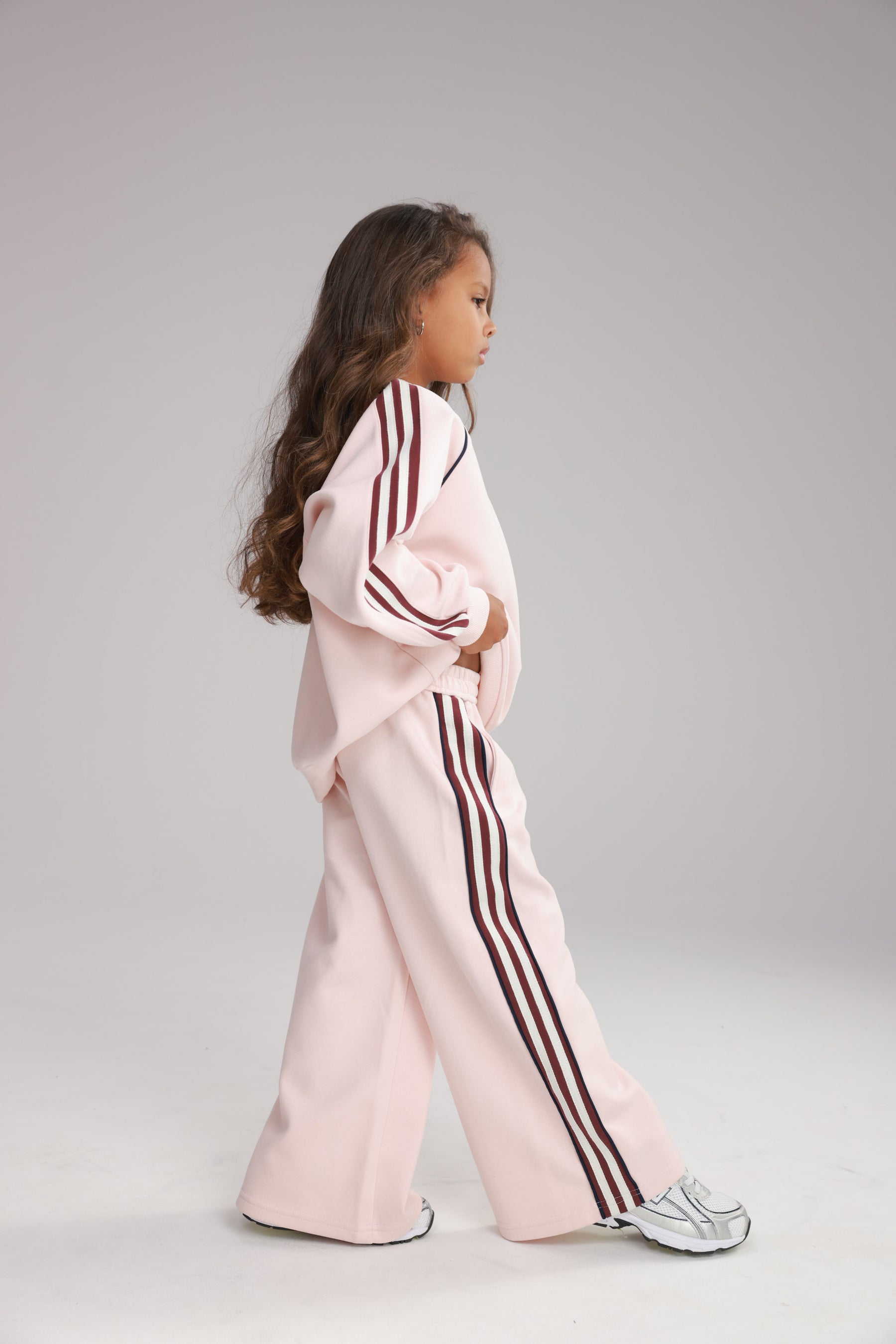 חליפת סרינה ורודה