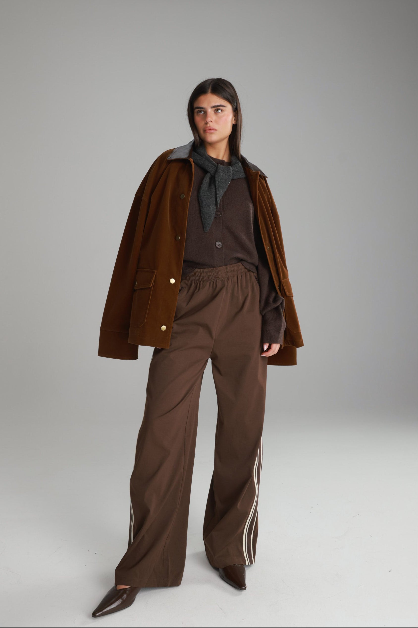 ג'קט אדריאנה חום בהיר